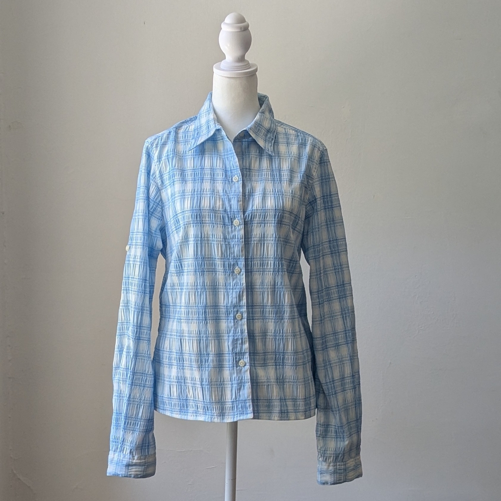 The North Face Women's Blue and White Patterned Lightweight Long Sleeve Blouse